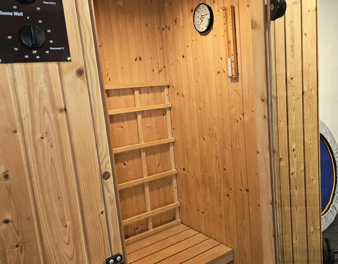 Zimmer Mit Charme Mond Nuremberg